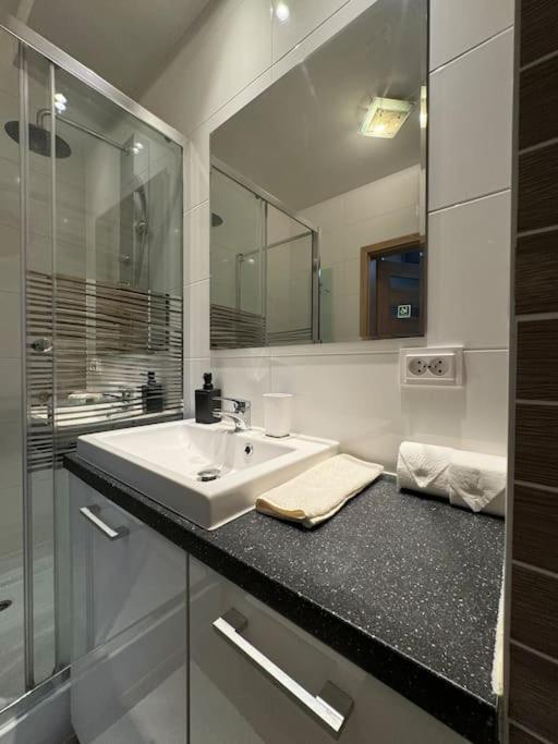 Danka 6Th Floor Chic Apartment クラクフ エクステリア 写真